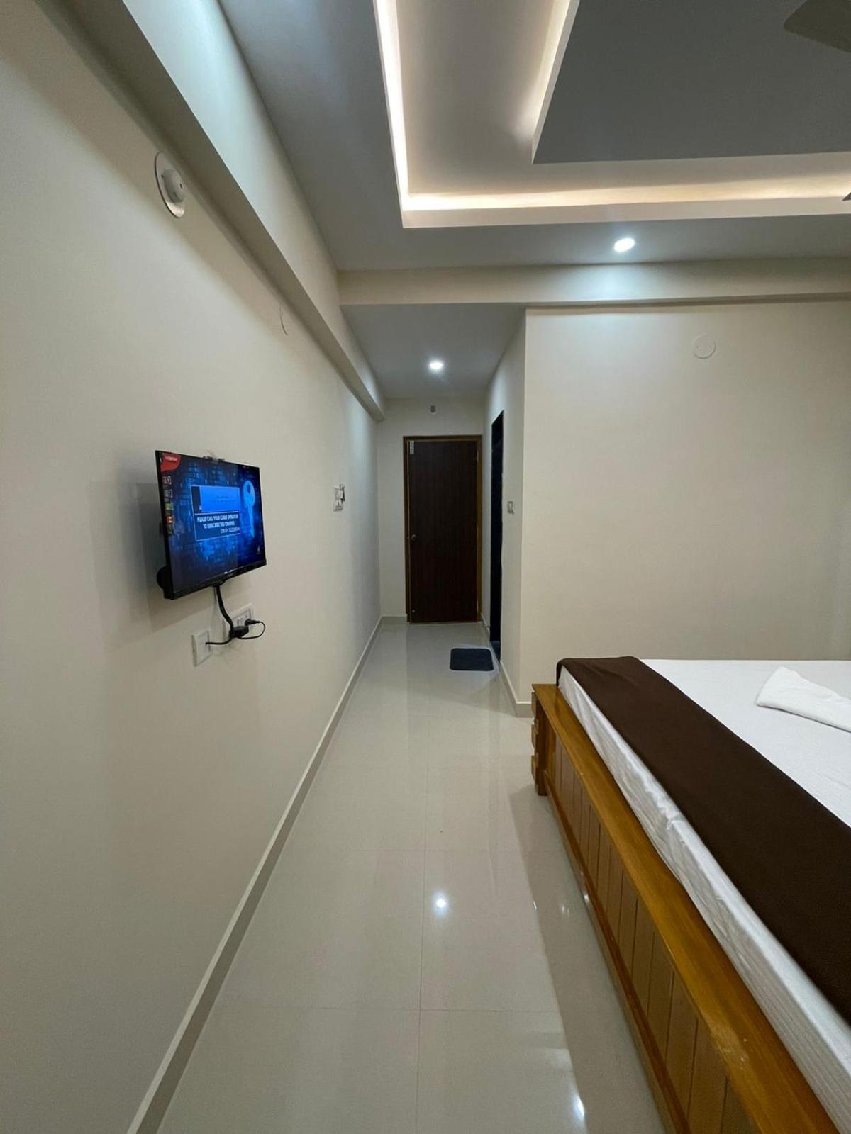 Hotel Radhma Residency 우두피 외부 사진