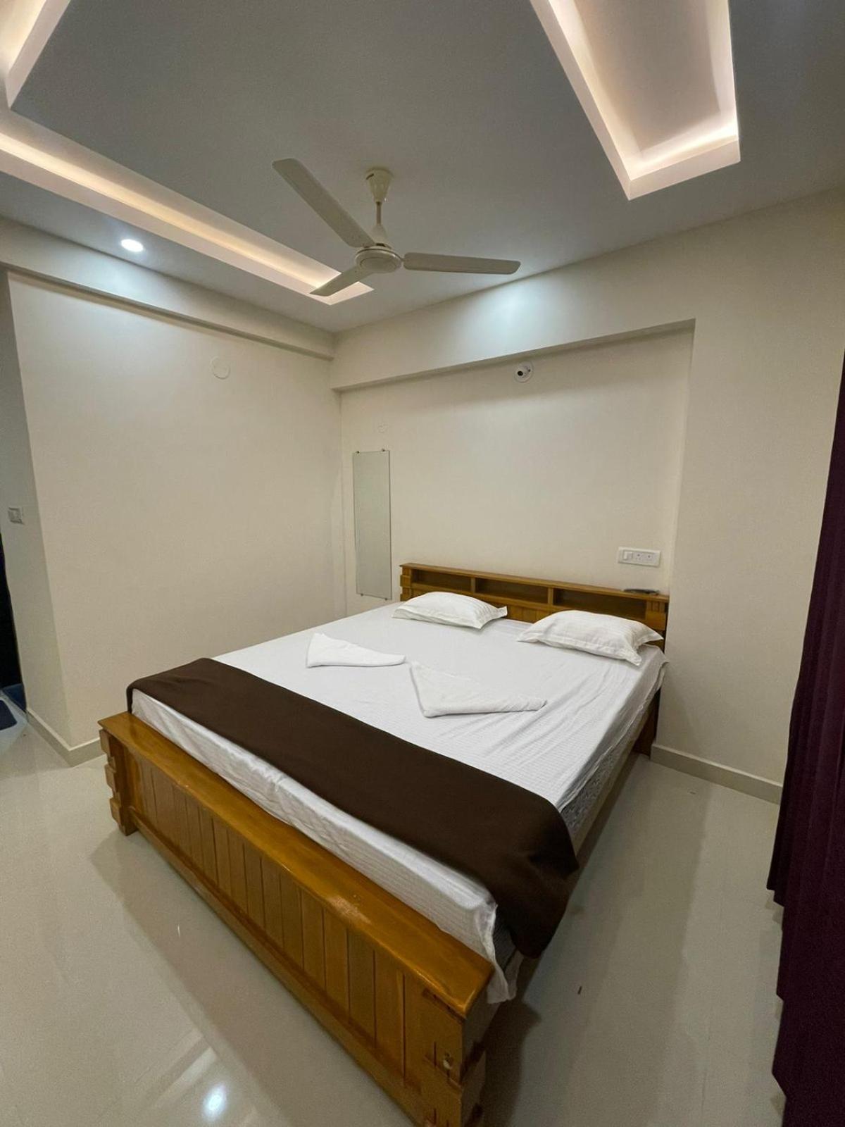 Hotel Radhma Residency 우두피 외부 사진